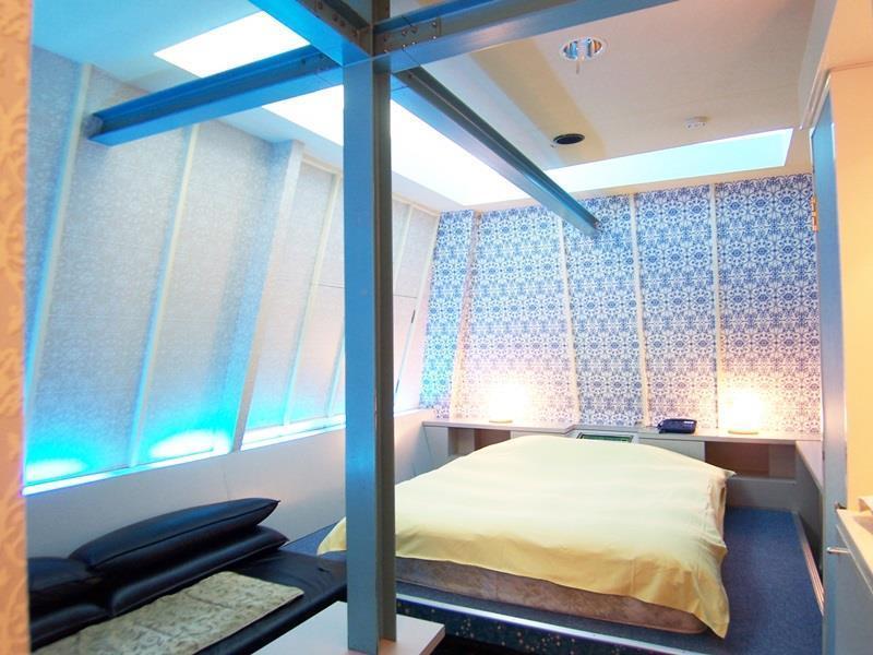 Hotel Pyramid (Adults Only) Himeji Exterior photo